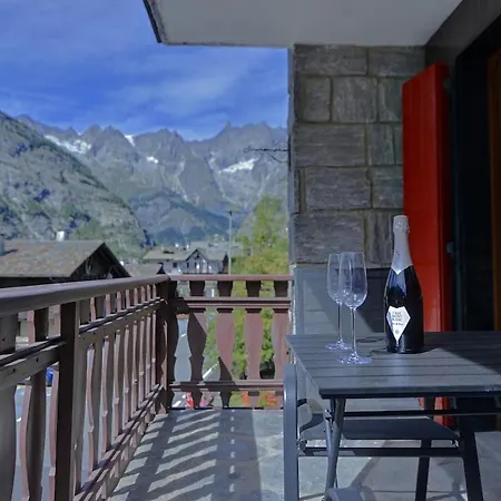 Balcone Sul Bianco - 3 Camere, Funivia A 600m * Verrand